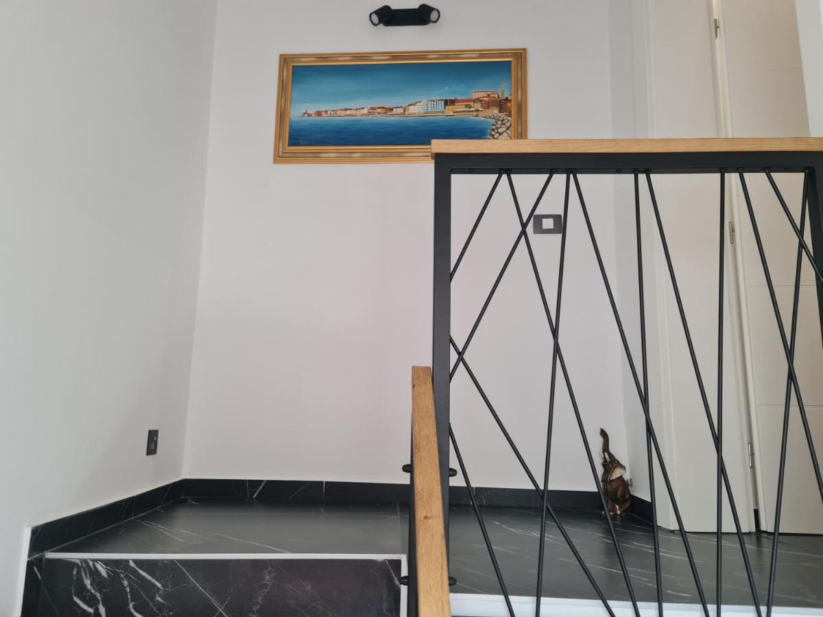 Apartment Moro Pirano Esterno foto