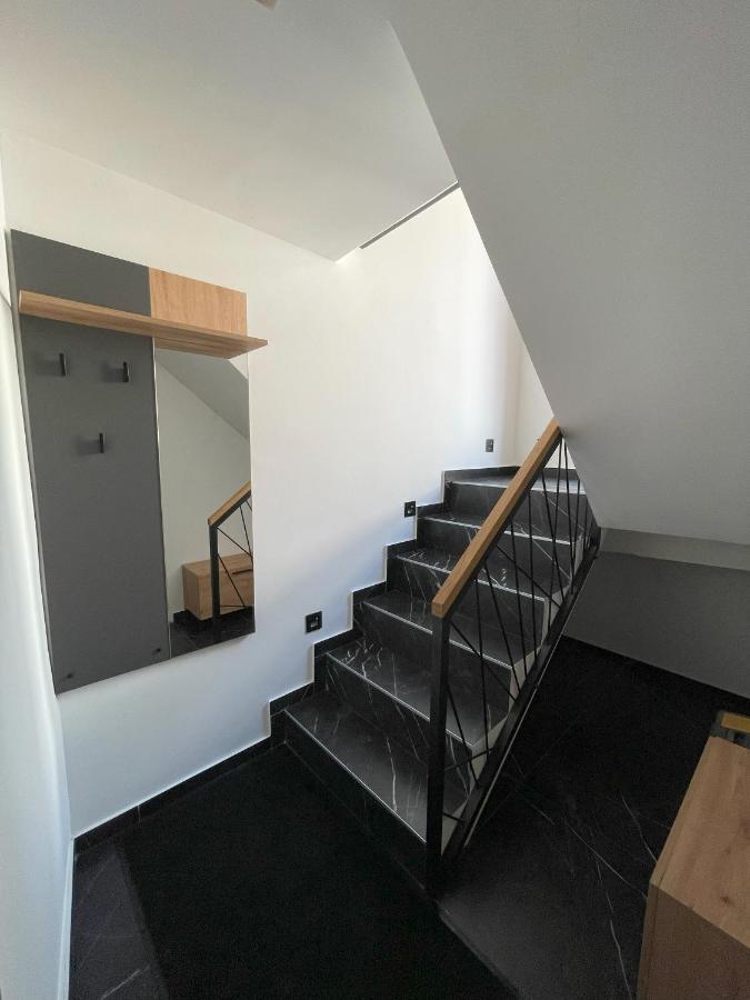 Apartment Moro Pirano Esterno foto